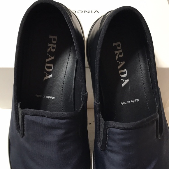 Prada navy blue/black nylon/leather slip on. EUC - Picture 2 of 9